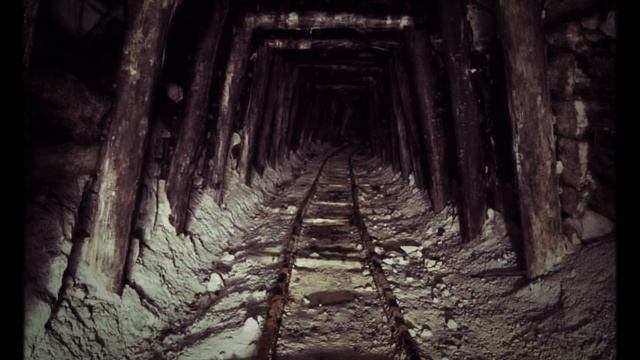 Angry Birds Apocalypse REBOOT: Episode 1 - The Blast смотреть онлайн