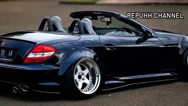 Specifications of Mercedes-Benz SLK 200 And 350 смотреть онлайн