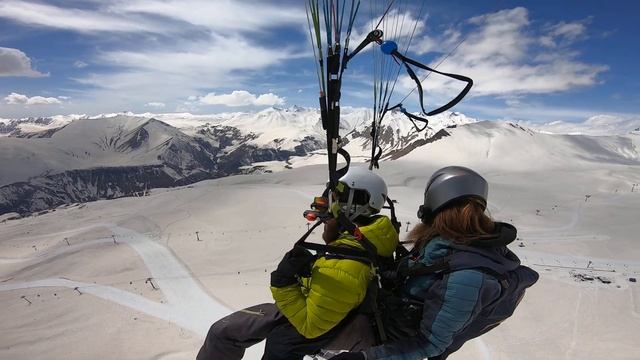 Полёт на параплане Грузия Гудаури Казбеги Батуми Тбилиси 2021 смотреть онлайн
