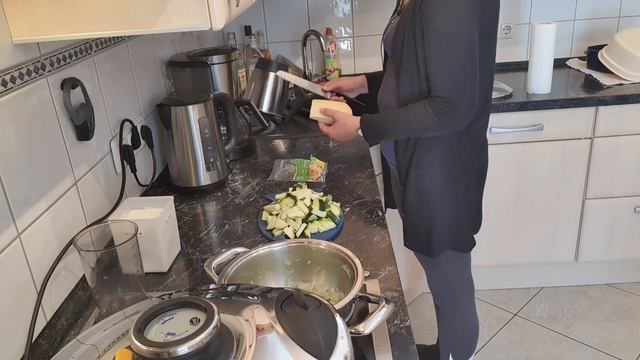 Сварить лапшу за 2 минуты/После работы очень хочется кушать #жизньвгермании #моибудни #готовимдома