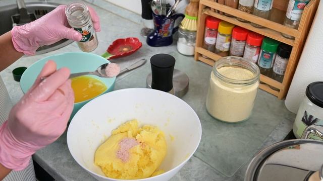 Картофельные Галушки с соусом из цветной капусты на кокосовом молоке смотреть онлайн
