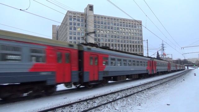 Электропоезд ЭД4М-0059 сообщением "Дмитров - Москва Савёловская" смотреть онлайн