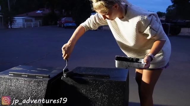 THE CAMPER BOX IS READY! Our Week While WORKING 2 JOBS - Mercedes-Benz Expedition Truck (Eps. 36)