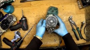 Makita HR4010C SDS MAX rotary hammer drill disassemble broken connection rod