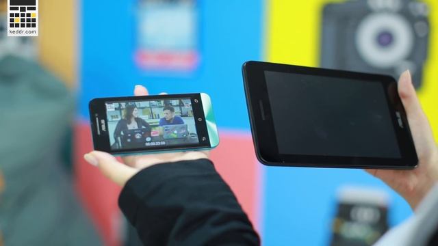 Asus PadFone mini - обзор трансформера смартфон-в-планшете от сайта Keddr.com смотреть онлайн