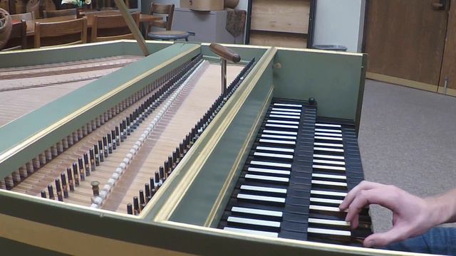 Video 2-2 Major Triad Meantone vs Equal Temperament NEW смотреть онлайн