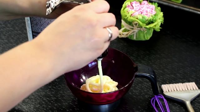 Blonde Hair смотреть онлайн