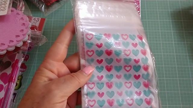 Dollar Tree, 99 only, Walmart and Ali Haul смотреть онлайн
