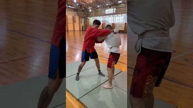 Вас так били ? смотреть онлайн