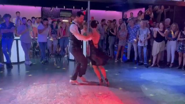 Natasha Barberá y Cristián Petitto Tango Argentino Málaga 634 895 607 смотреть онлайн