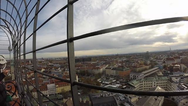 Munich - St. Peter's Church - Peterskirche смотреть онлайн