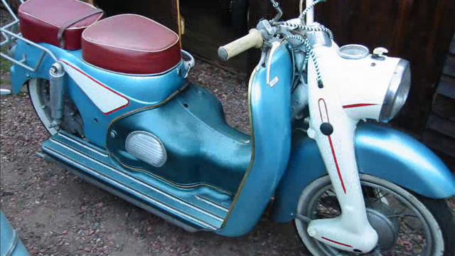 Victoria Peggy scooter ride смотреть онлайн