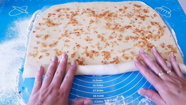 Ароматнейшие пампушки -завитушки к любому блюду!The most fragrant pampushki! смотреть онлайн