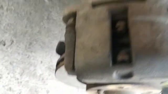 замена передних тормозных колодок ваз своими руками смотреть онлайн