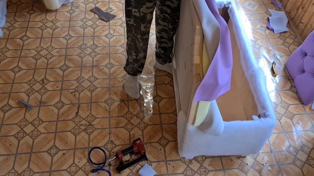 Диванчик в каретной стяжке своими руками. Диванчик для прихожей своими руками. Делаем диванчик DIY смотреть онлайн