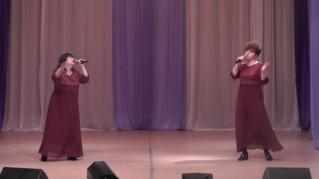 00052 "Старый вальсок" дуэт, Елена Полянская и Лариса Подшивалова, ансамбль "Счастливое долголетие" смотреть онлайн