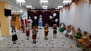 Новогодний утренник для детей 3-4 лет