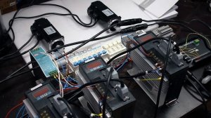 Обзор и подключение сервоприводов с простой настройкой.
