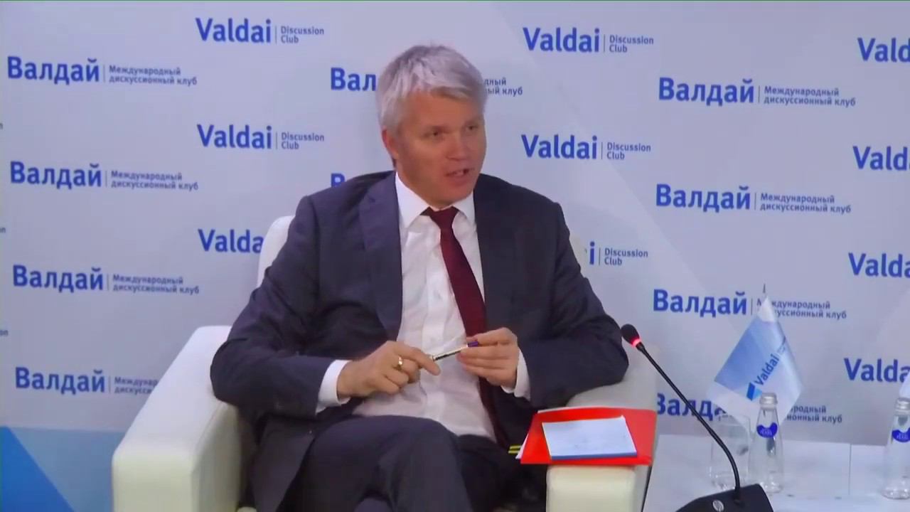 Встреча Павла Колобкова со студентами в День молодежи смотреть онлайн