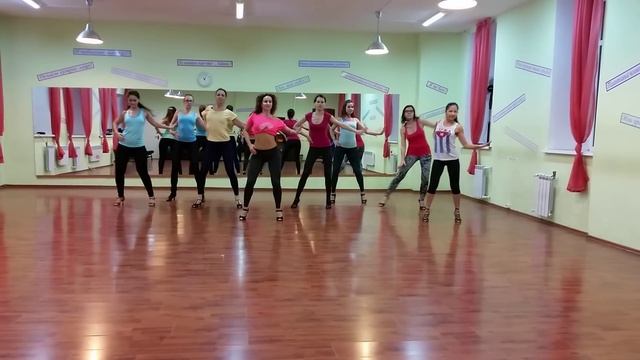 Саша Ломакина, Женский стиль в Mambo GROUP смотреть онлайн