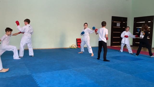 Тренировка по Каратэ ( спортивная школа Энтузиаст ) смотреть онлайн