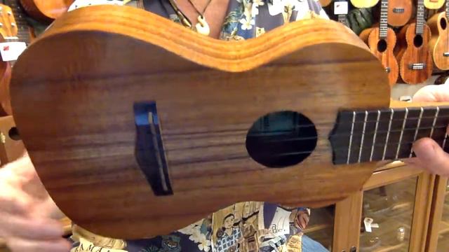 Ukulele Mania Demo; Kelii Custom Low "G" Koa Concert Ukulele＃1817 ＠ Ukulele Mania, Tokyo смотреть онлайн