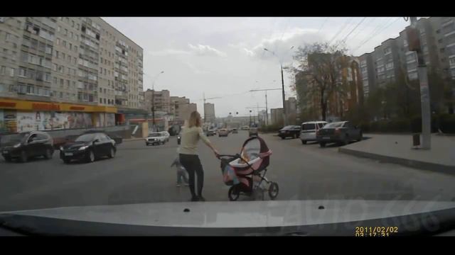 Мама куда ты смотришь? смотреть онлайн