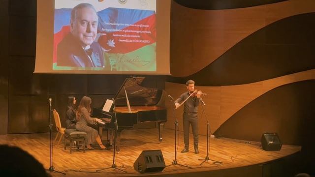 Béla Bartók: Romanian Folk Dances смотреть онлайн