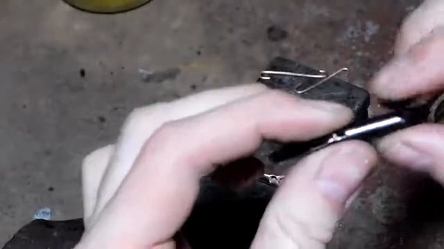 Зимняя ГАЛЬВАНОБИМЕТАЛЛИЧЕСКАЯ блесна из трубки своими руками на окуня, судака и щуку смотреть онлайн