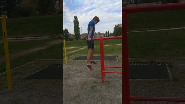 65 отжиманий на брусьях за 1 подход смотреть онлайн