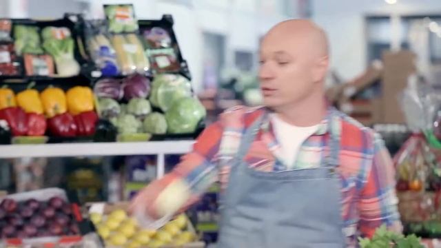 Готовим овощной бульон для постных блюд. ШОУ "По, Чесноку!" №1." смотреть онлайн