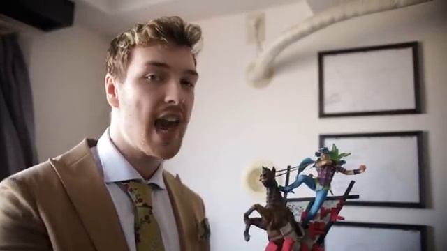 I Spent $10,000 on JoJo Merch смотреть онлайн