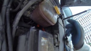 Замена бачка ОЖ (охлаждающей жидкости) / Opel Astra H