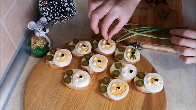 Закуски на Новый Год 2021.БЫСТРЫЕ ЗАКУСКИ на Праздничный стол.Эффектно,Вкусно и Просто смотреть онлайн