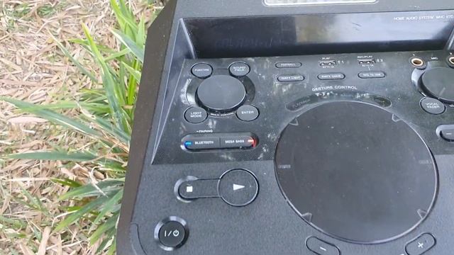 Cùng Nghe Thử Tiếng Bass Loa Sony V7D ( có chức năng Karaoke + Bluetooth ) смотреть онлайн