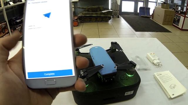 Обзор и предполетная активация квадрокоптера DJI Spark