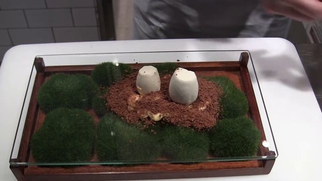 Opocensky Prepares A Dessert At Mandarin Grill + Bar, Hong Kong