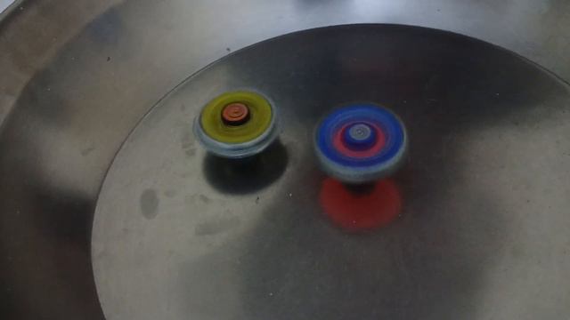 Bought new lighting spinners for battle 🥏 / team blue vs team yellow смотреть онлайн