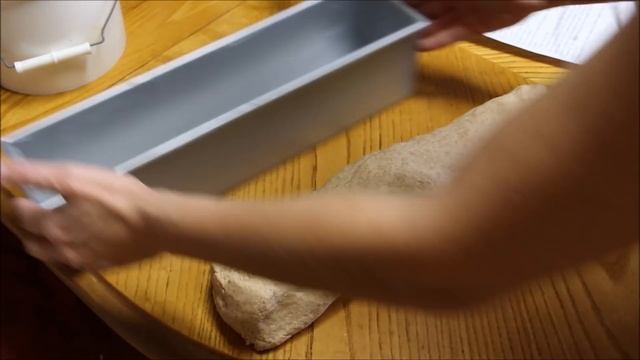 Using the Large Loaf Pan for Rory's Food storage Whole Wheat Bread смотреть онлайн