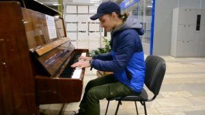 Piano at the station | Фортепиано на вокзале | Звонор