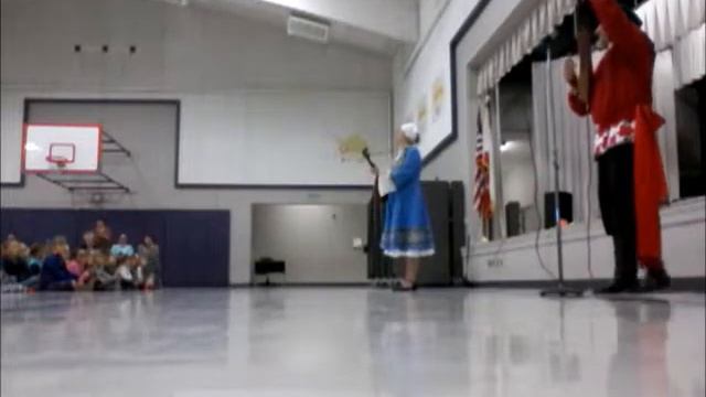 Ripon, CA. Russian, Cossack, Ukrainian, Gypsy dancers, balalaika, garmoshka смотреть онлайн