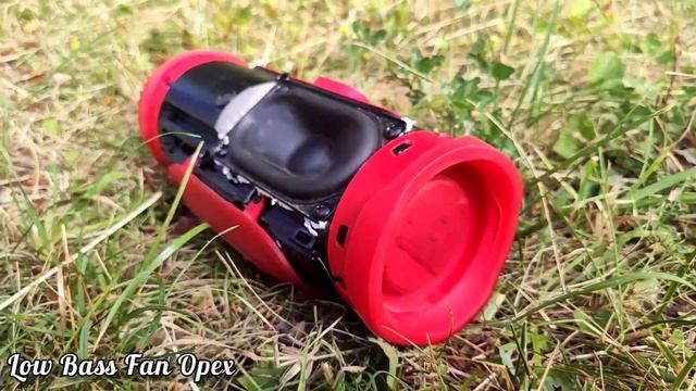 JBL Charge 4 GG with Charge 5 ND Woofer Bass Test compilation | LFM 70-80% ? смотреть онлайн