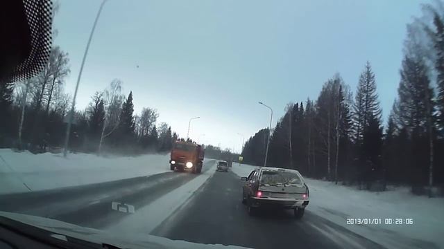 Хыркасы - Чебоксары, неудачный обгон (24 февраля 2014) смотреть онлайн