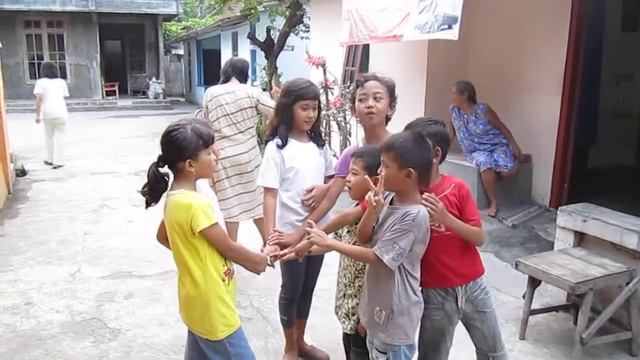 LES Sticky Fingers Game смотреть онлайн