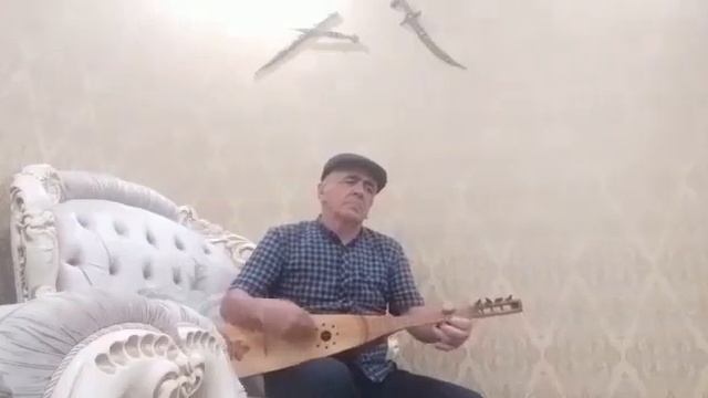 Красивая мелодия на чугуре! Курбанов Абдул-Азиз аци, с. Джирабачи. смотреть онлайн