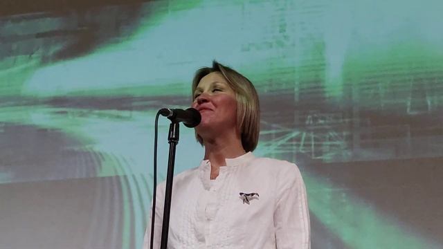 Анна Сеничева - "Мой друг рисует маяки" смотреть онлайн