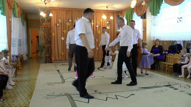 танец с папами