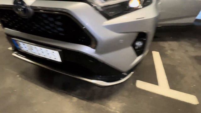 Inside Toyota RAV4 pih suv 4wd automatic [ Norway Edition ] смотреть онлайн