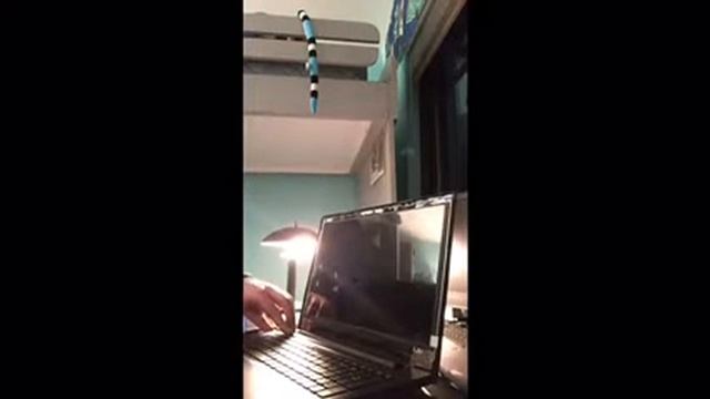 Laptop screen replacement / How to replace laptop screen Lenovo Ideal Pad 300-15ISK смотреть онлайн