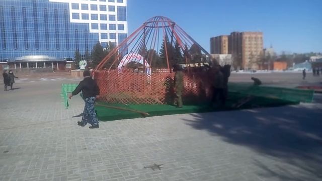 Наурыз в Кустанае. Установка юрты.2017 смотреть онлайн